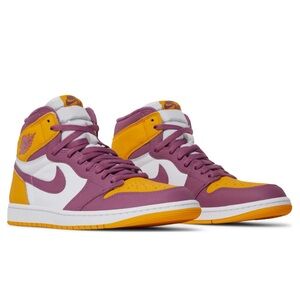 Air Jordan 1 Retro High OG University Gold/White/ Light Bordeaux (6Y, Women 7.5)